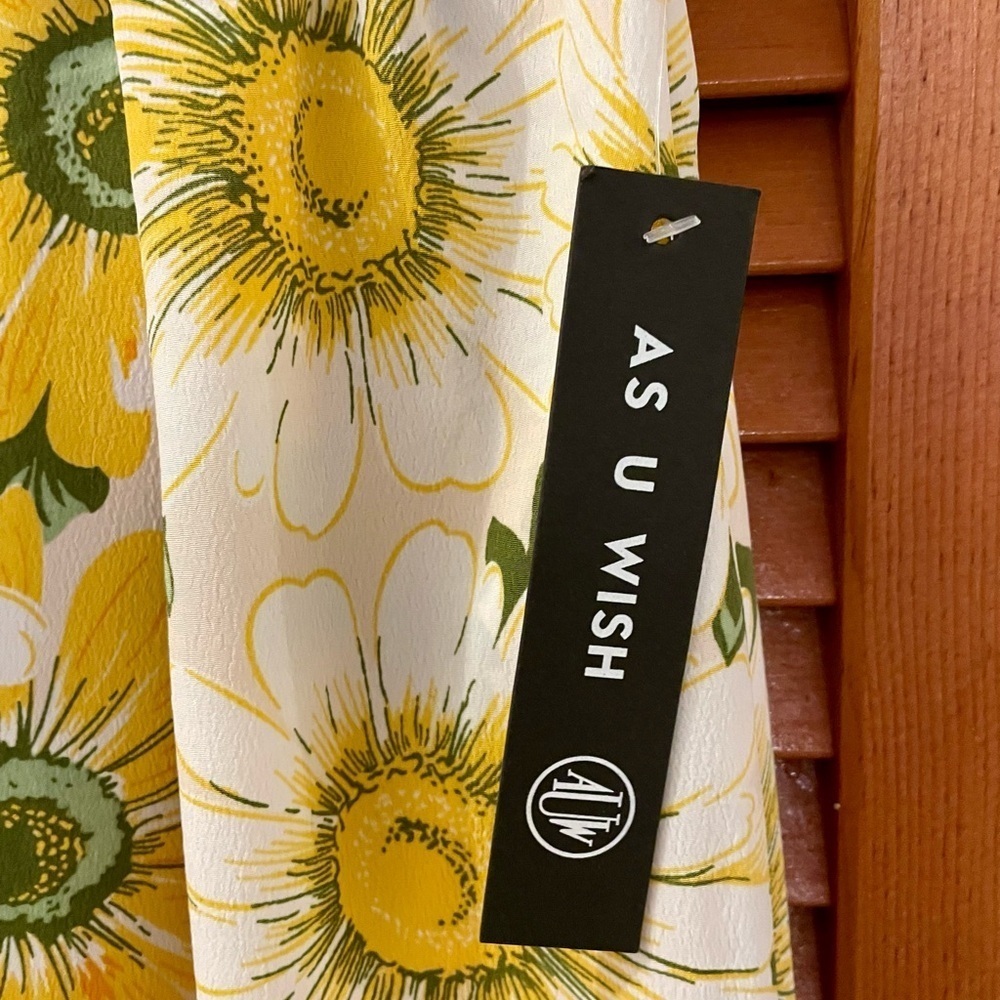 As U Wish Wide Leg Pants, Size M, Sunflower Print, Elastic Waist, Colorf… - Picture 4 of 8